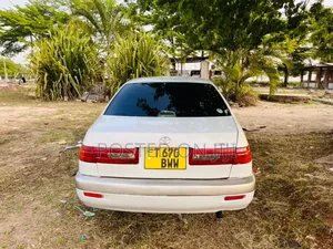 Toyota Corona Premio 2001 White