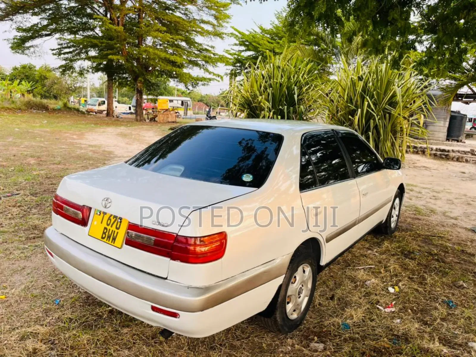 Toyota Corona Premio 2001 White