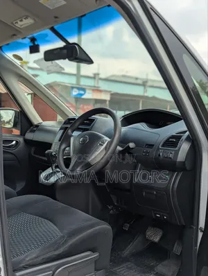 Nissan Serena 2008 Silver