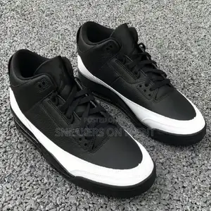 Air Jordan 3 Retro Sp Sneakers in Black and White