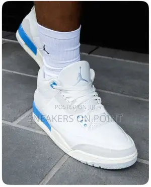 Air Jordan 3 Retro ‘ Lucky Green ‘ Sneakers