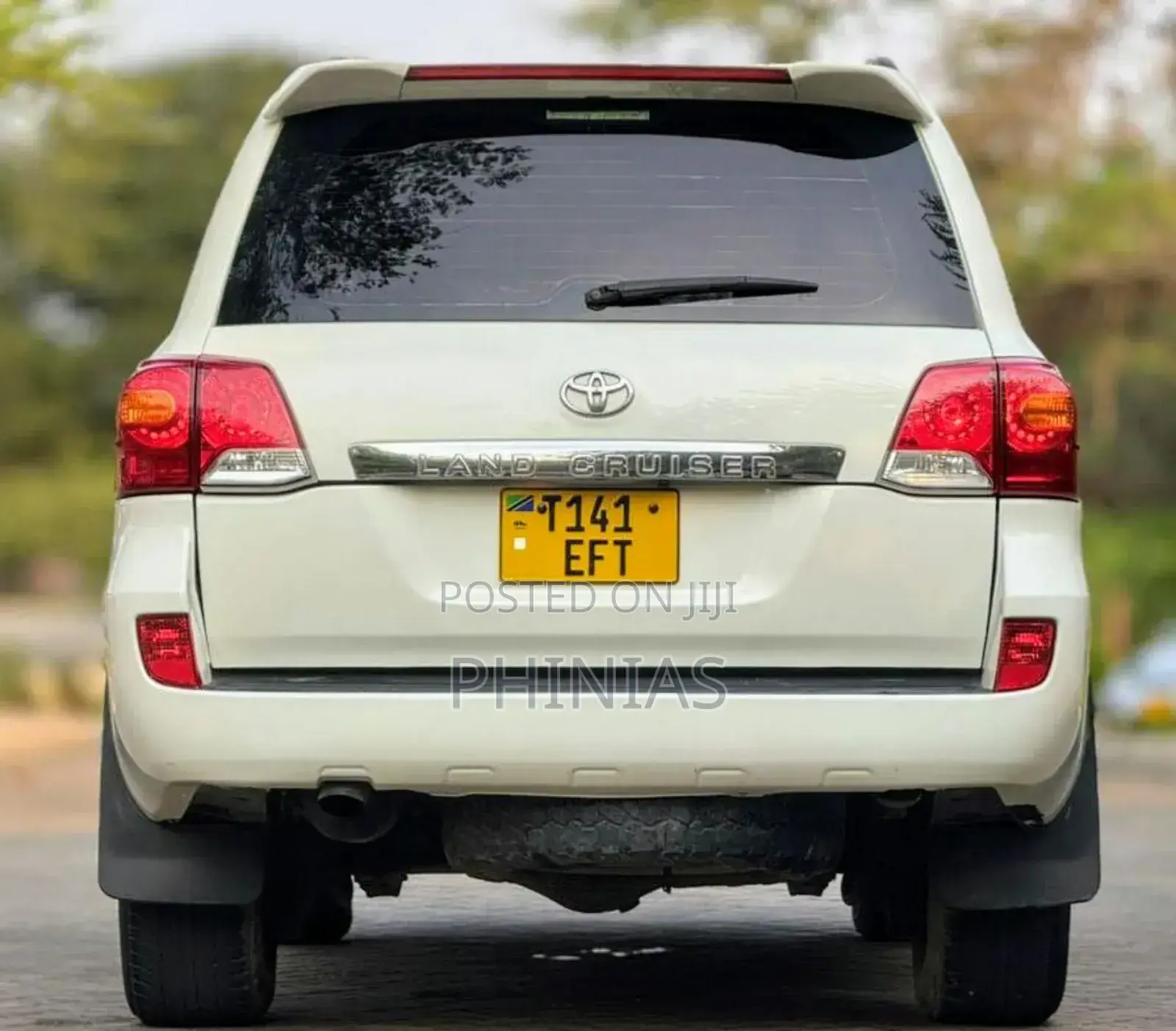Toyota Land Cruiser 2008 White