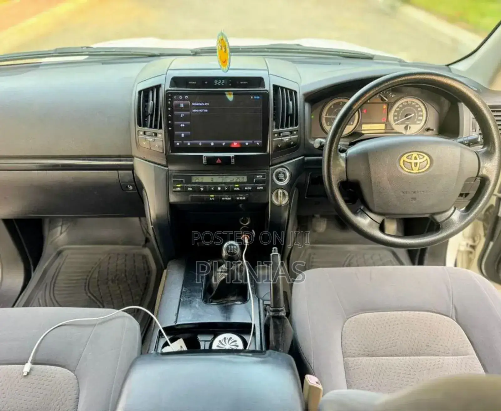 Toyota Land Cruiser 2008 White