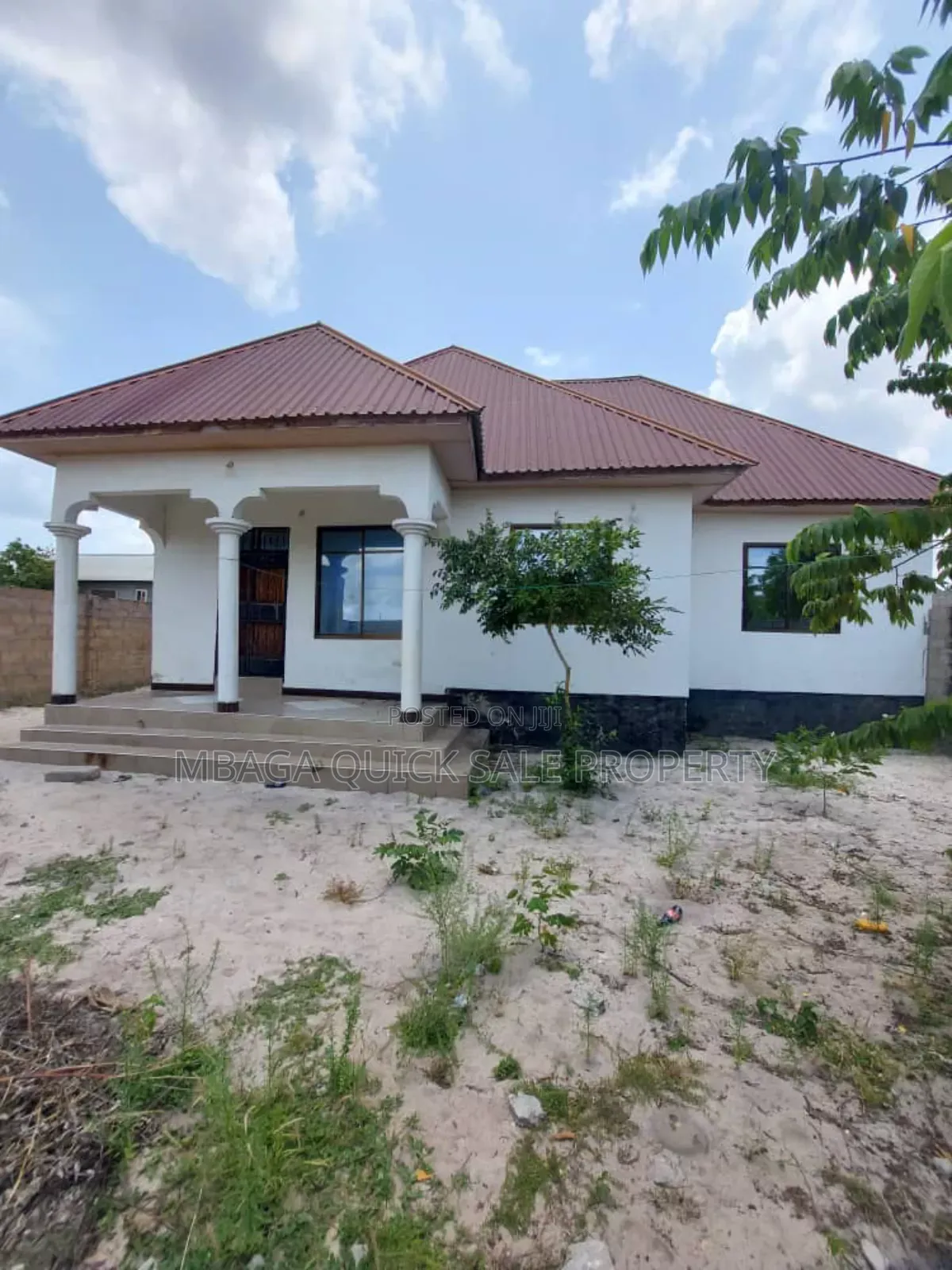 3bdrm House in Msongola for sale