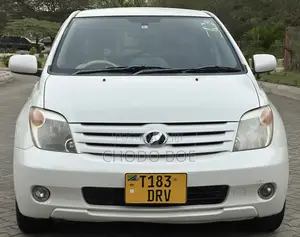 Toyota IST 2006 Pearl