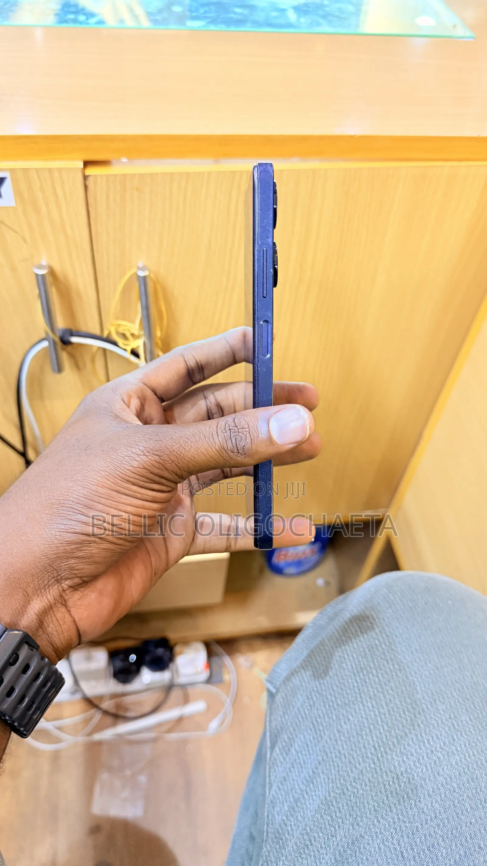 Infinix Hot 30i 128 GB Black