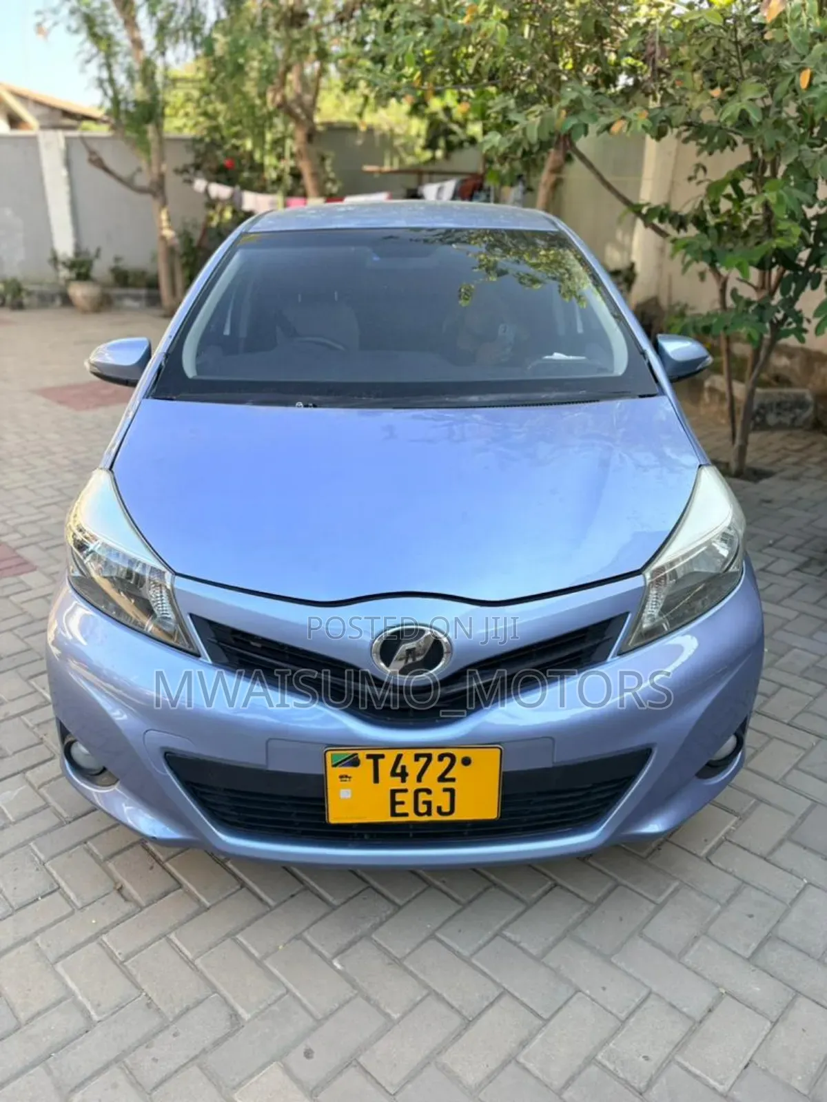 Toyota Vitz 2012 Blue