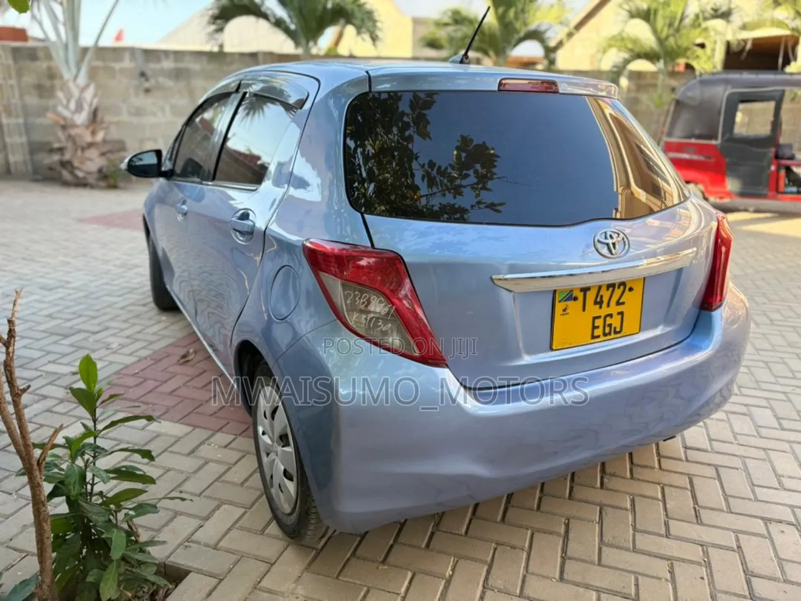 Toyota Vitz 2012 Blue