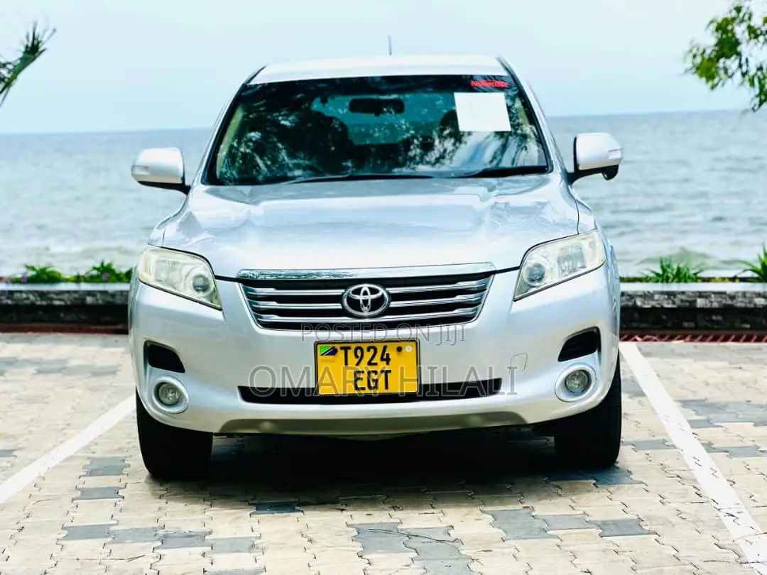 Toyota Vanguard 2007 Silver
