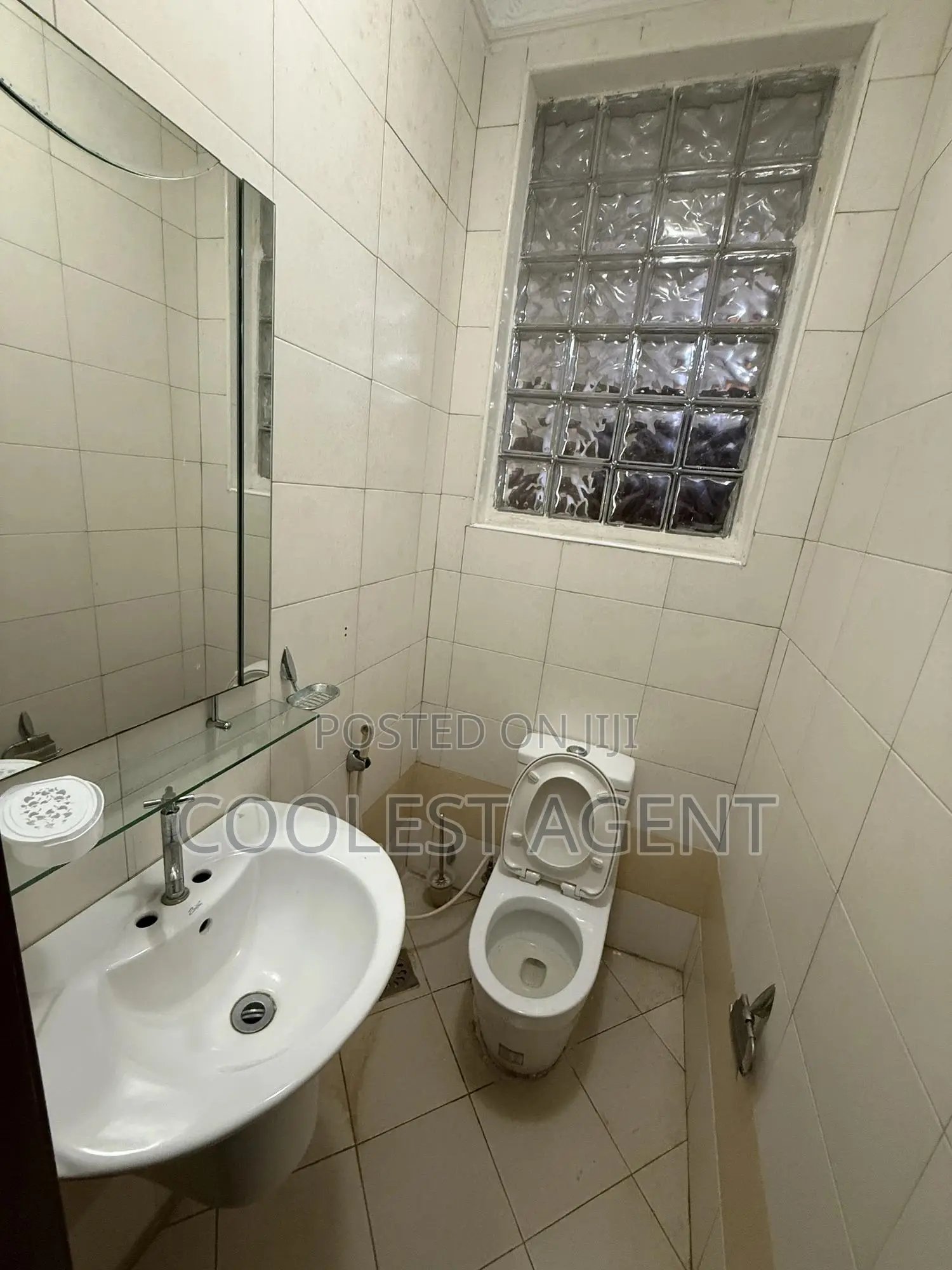 Furnished 2bdrm Apartment in Coolest Agent, Oyster Bay for rent