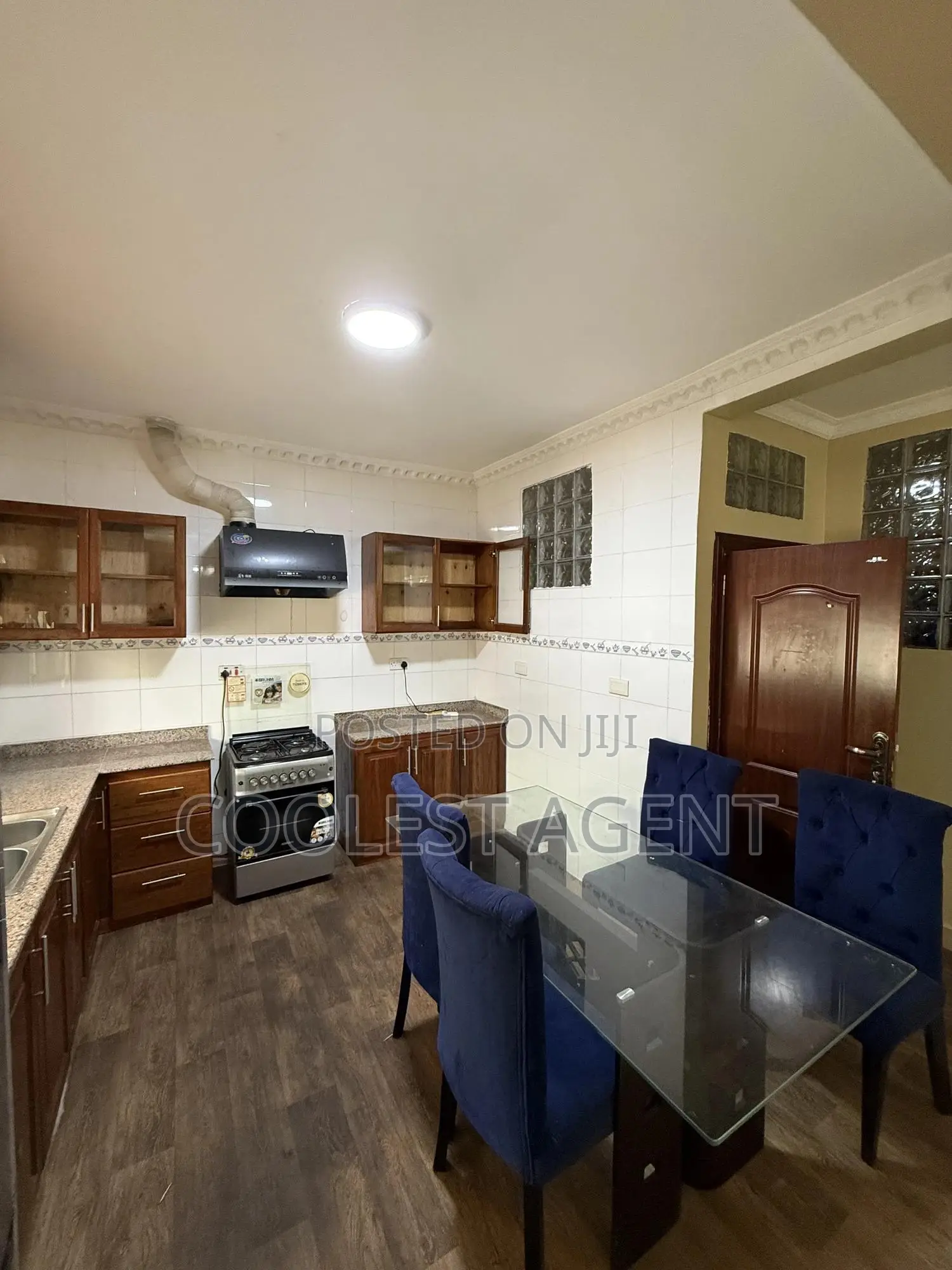 Furnished 2bdrm Apartment in Coolest Agent, Oyster Bay for rent