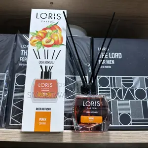 Flameless Loris Reed Diffuser in Sophisticated Bottle