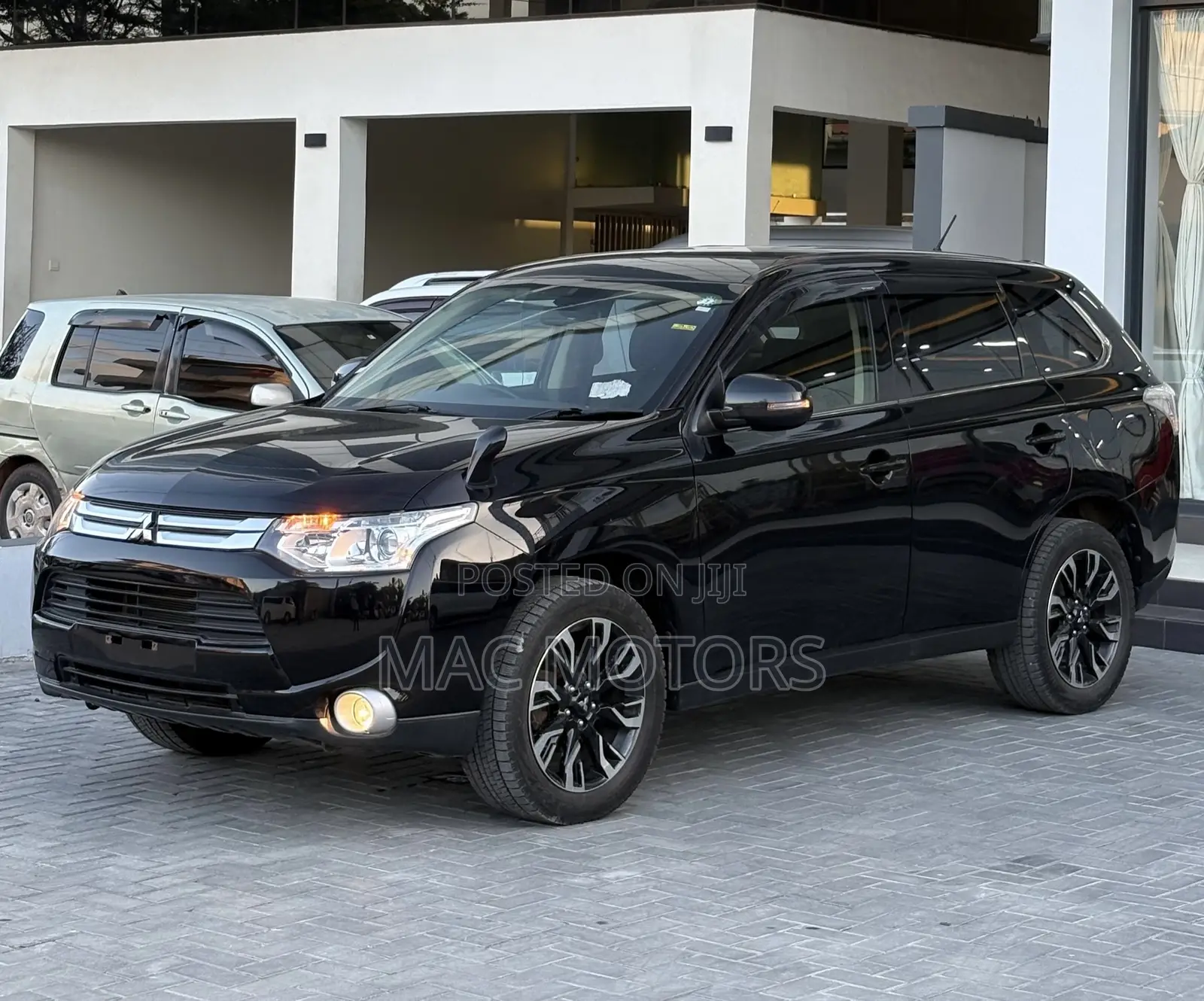 Mitsubishi Outlander 2014 Black