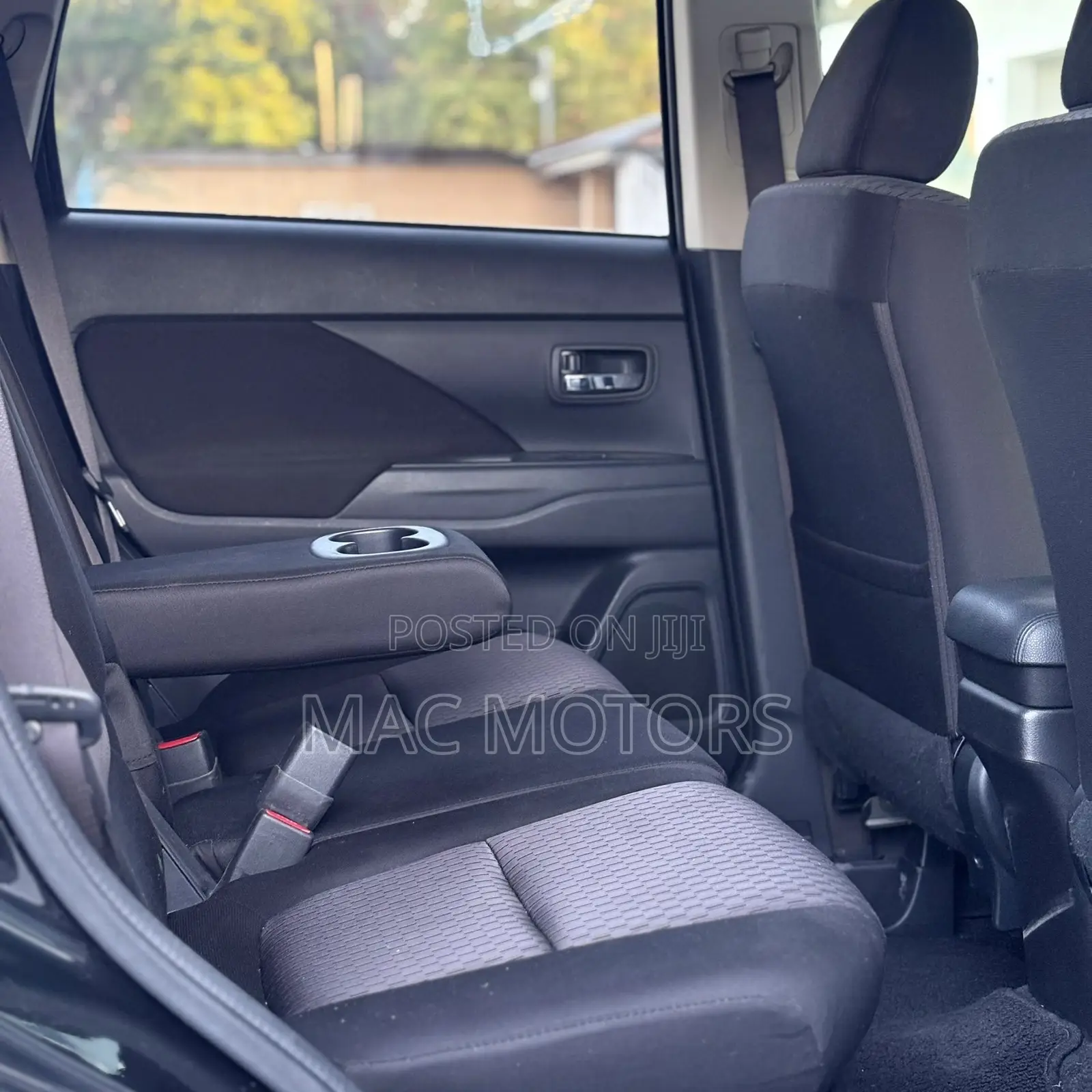 Mitsubishi Outlander 2014 Black