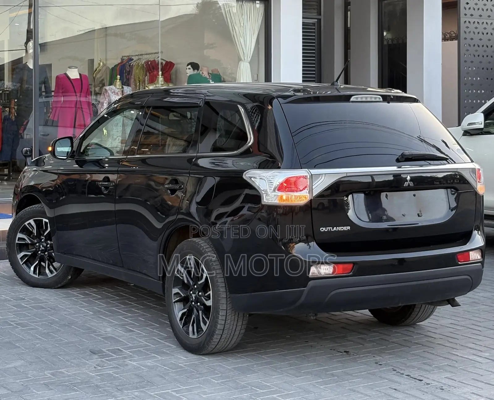 Mitsubishi Outlander 2014 Black