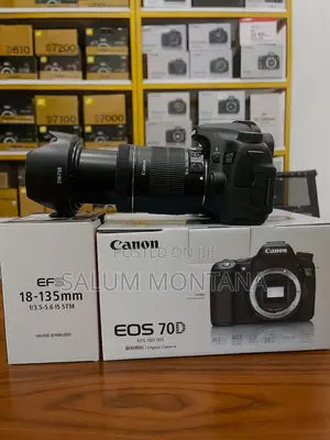 Canon 70d With Lens 18-135mm