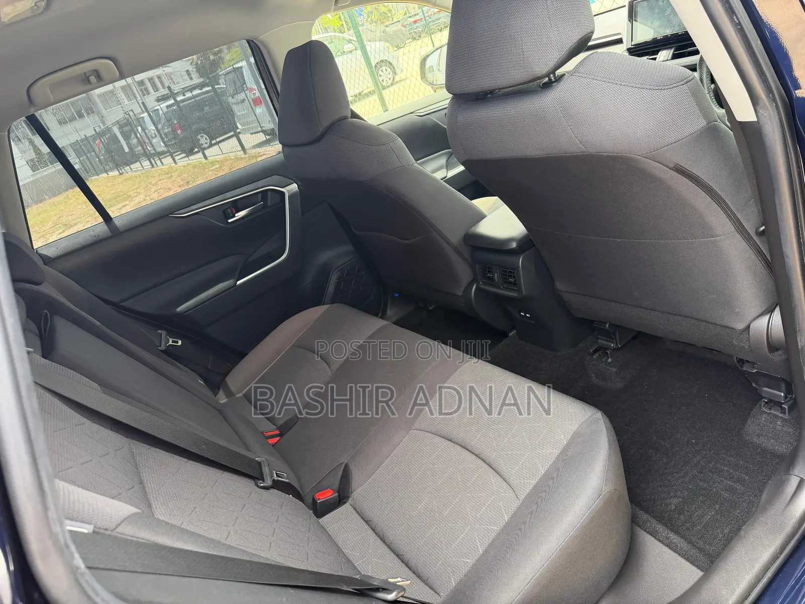 Toyota RAV4 2021 Blue