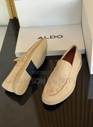 Viatu Vya Loafers or Lofa Simpo