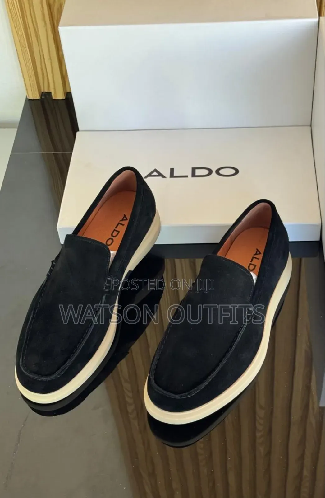 Viatu Vya Loafers or Lofa Simpo