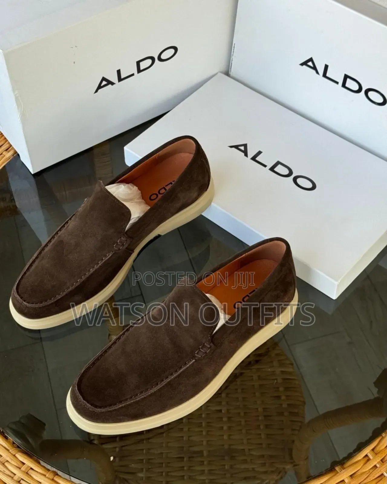 Viatu Vya Loafers or Lofa Simpo