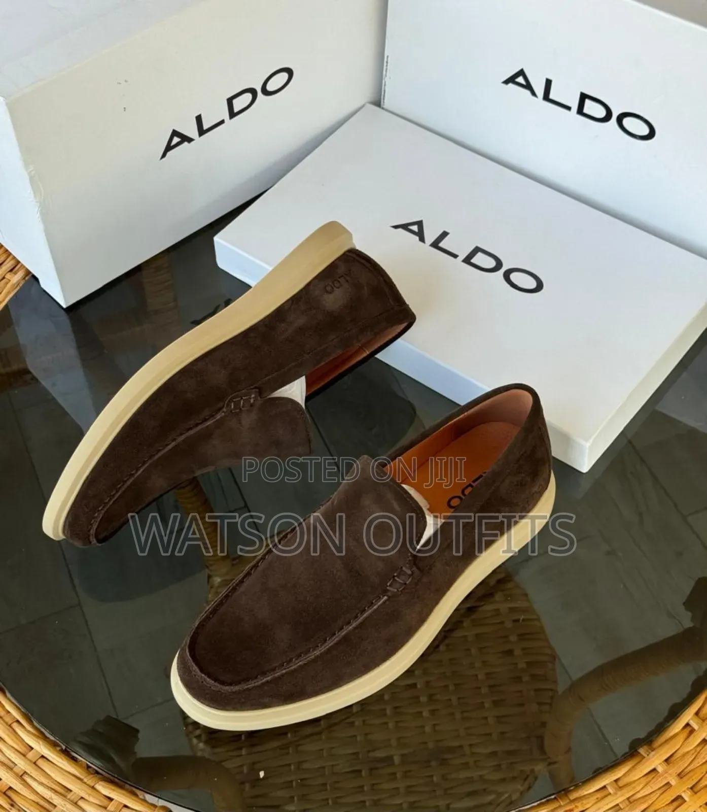 Viatu Vya Loafers or Lofa Simpo