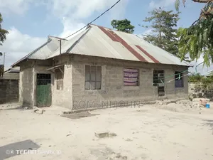 5bdrm House in Tanzania Daresalaam, Ilala for sale