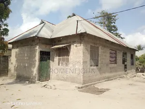 5bdrm House in Tanzania Daresalaam, Ilala for sale
