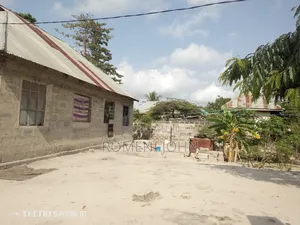 5bdrm House in Tanzania Daresalaam, Ilala for sale