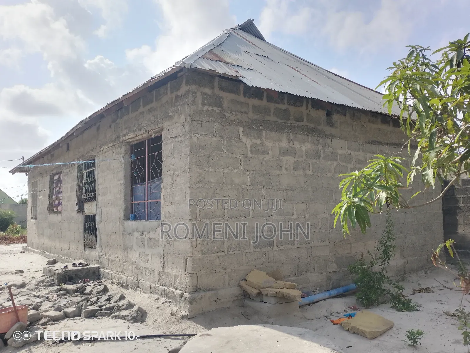 5bdrm House in Tanzania Daresalaam, Ilala for sale