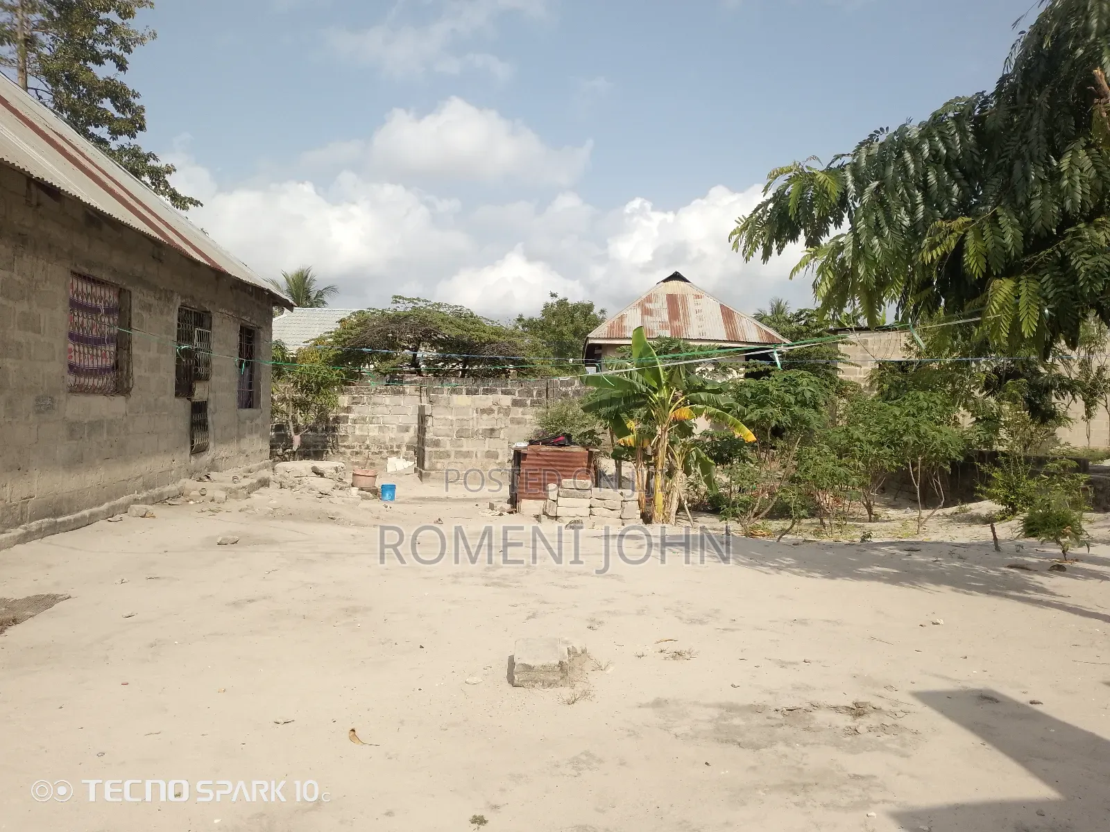 5bdrm House in Tanzania Daresalaam, Ilala for sale