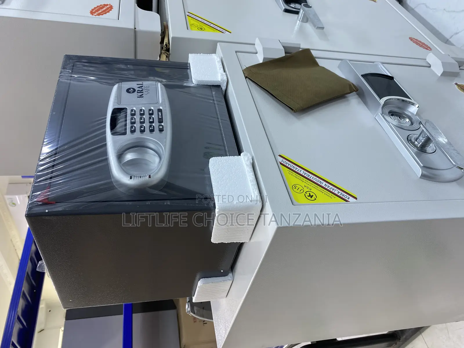 Hotel Min Safebox (Cm 37) Kg 8.9