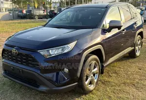 Toyota RAV4 2022 Purple