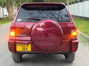 Toyota RAV4 2005 Maroon