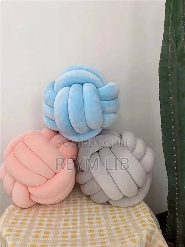 Knot/ Flower Pillows (Mito Ya Urembo)