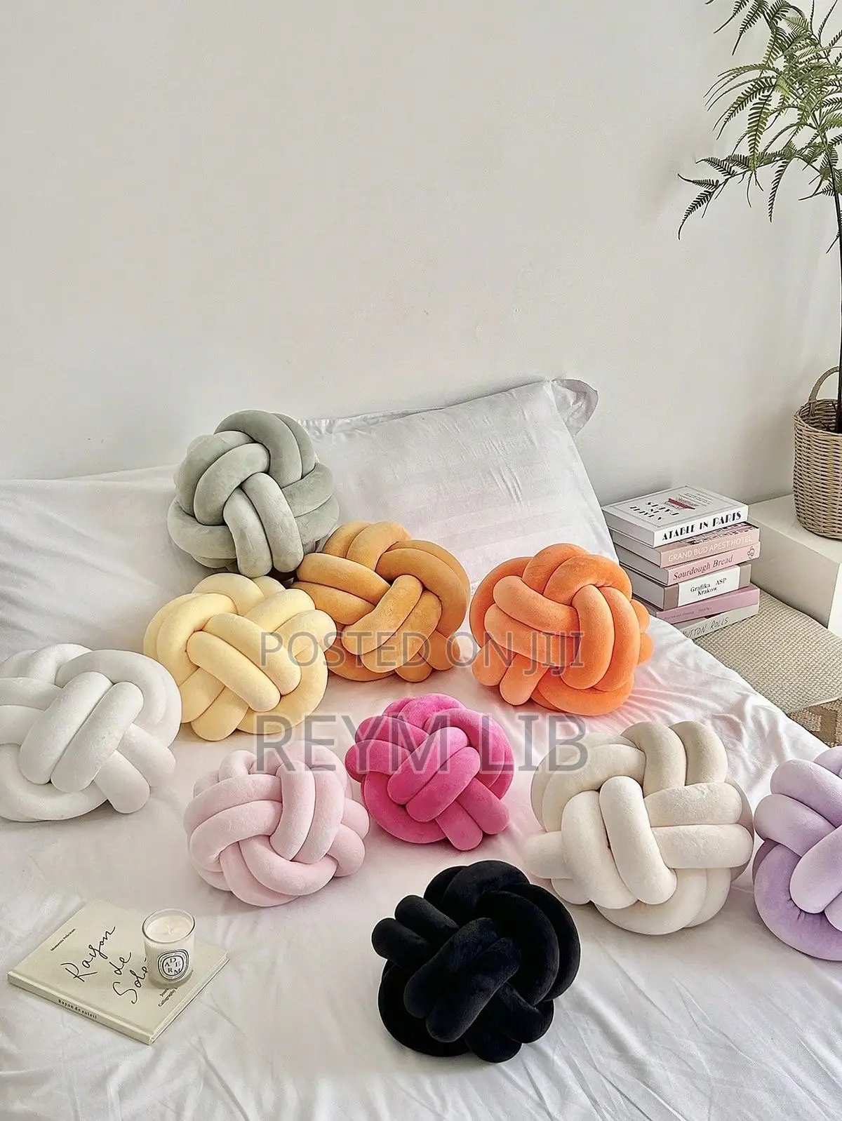Knot/ Flower Pillows (Mito Ya Urembo)