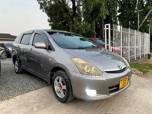Toyota Wish 2005 Gray