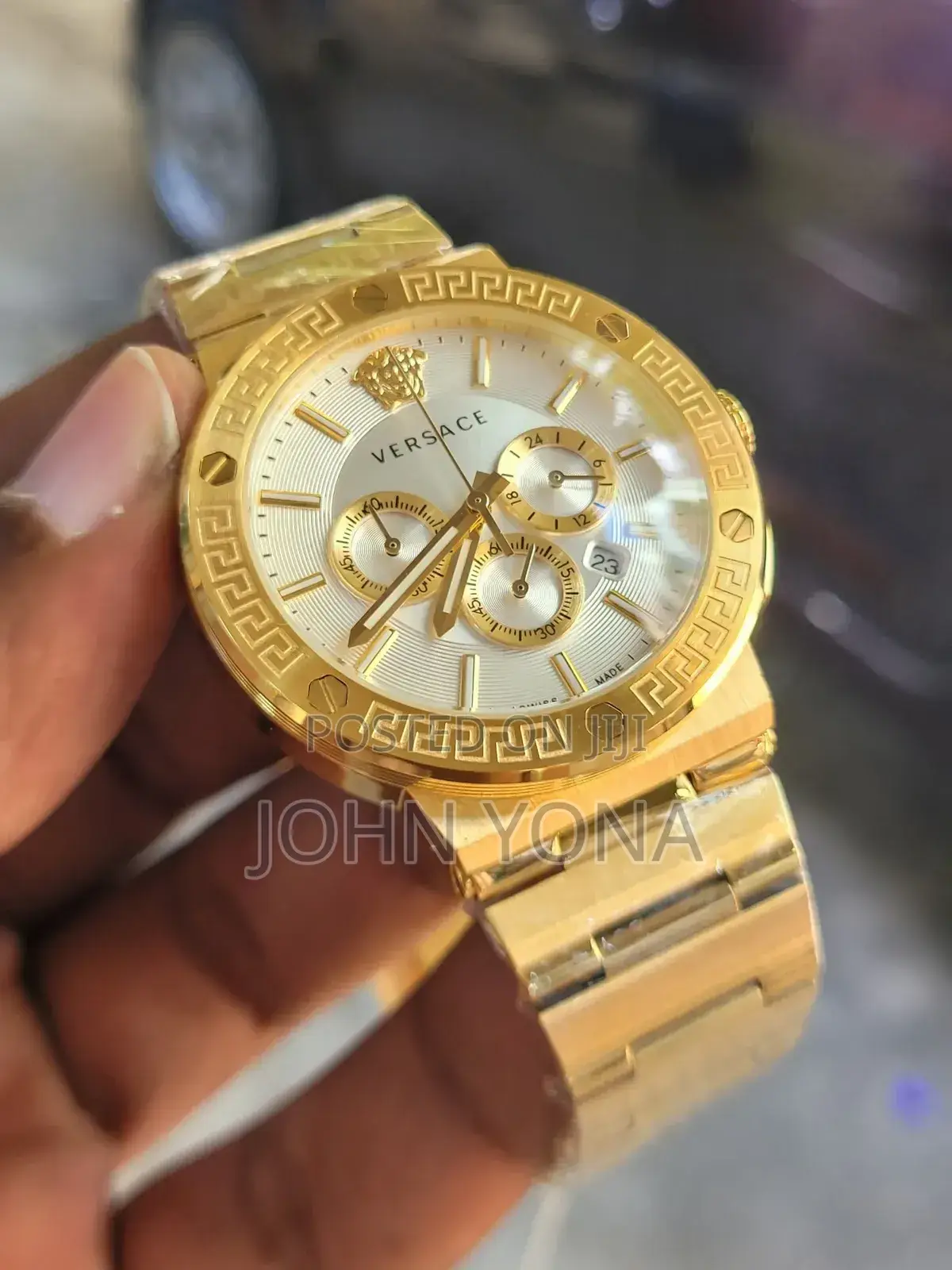 Versace Men's Watch With a Gold-Tone