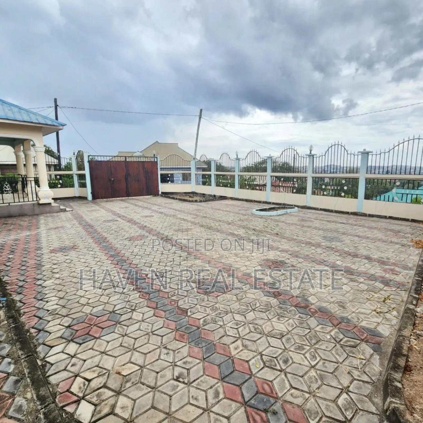 3bdrm House in Kinyerezi for sale