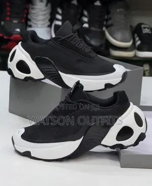 Viatu or Raba or Men's Shoes Worn Irregularly