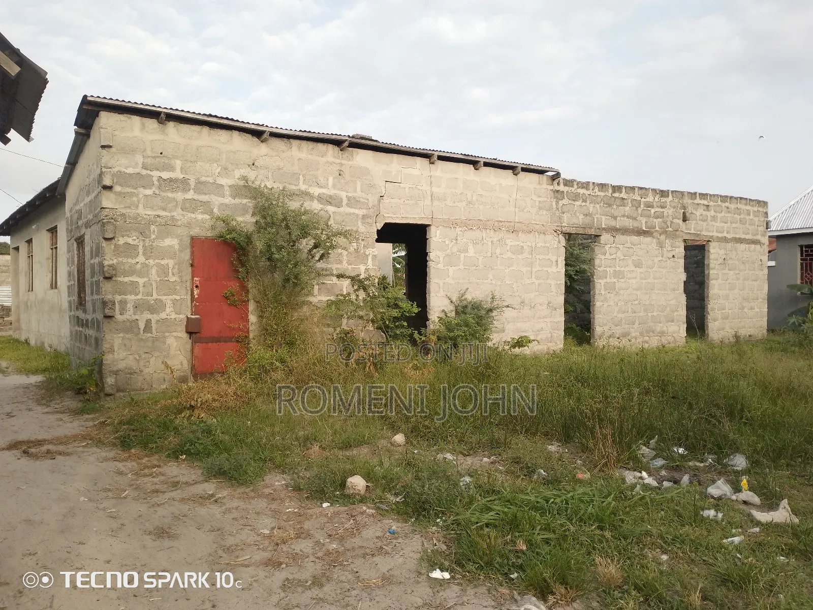4bdrm House in Tanzania Daresalaam, Ilala for sale