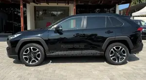 Toyota RAV4 2019 Matt Black