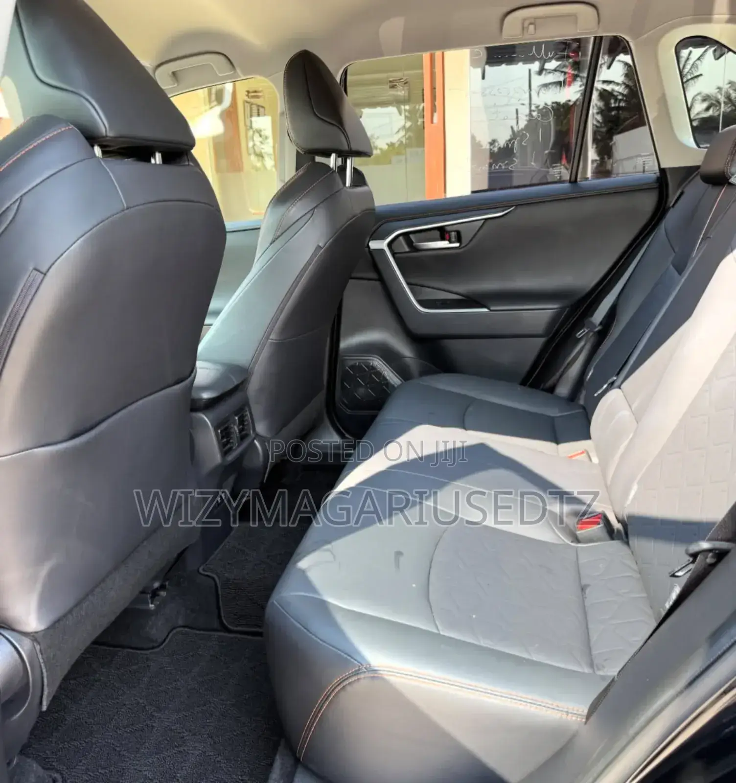 Toyota RAV4 2019 Matt Black