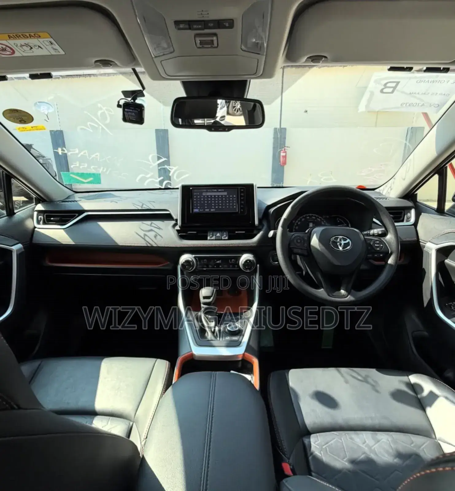 Toyota RAV4 2019 Matt Black