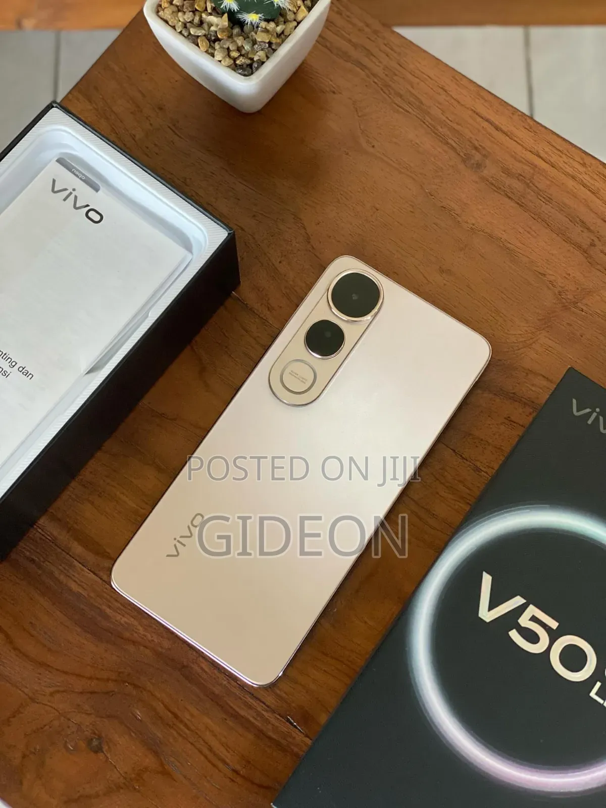 New Vivo V50 Lite 5G 256 GB Rose Gold