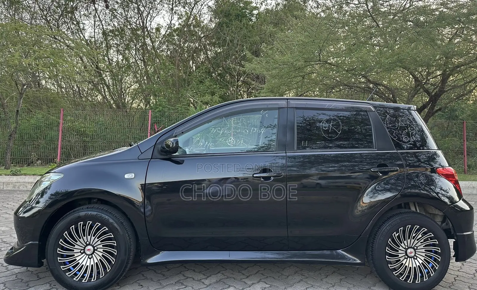 Toyota IST 2005 Black