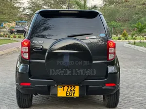 Toyota Rush 1.5 AWD 2007 Black