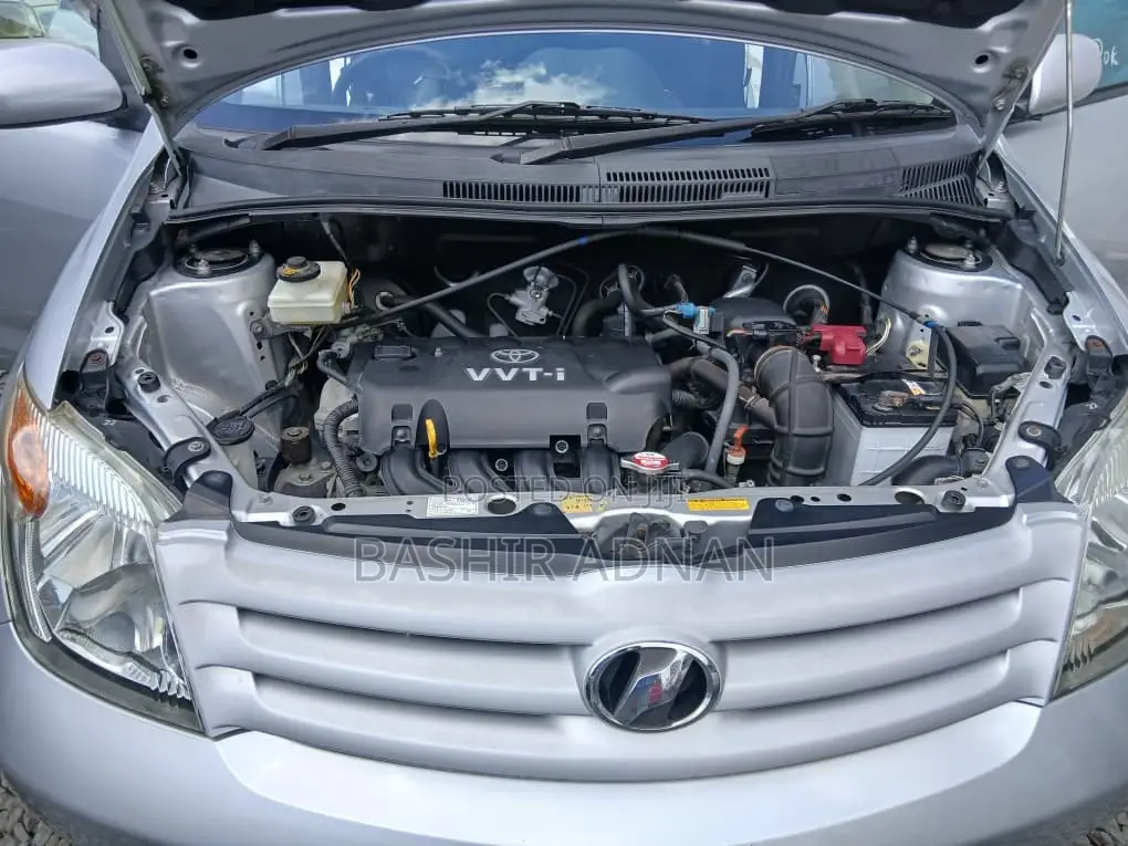 Toyota IST 2006 Gray