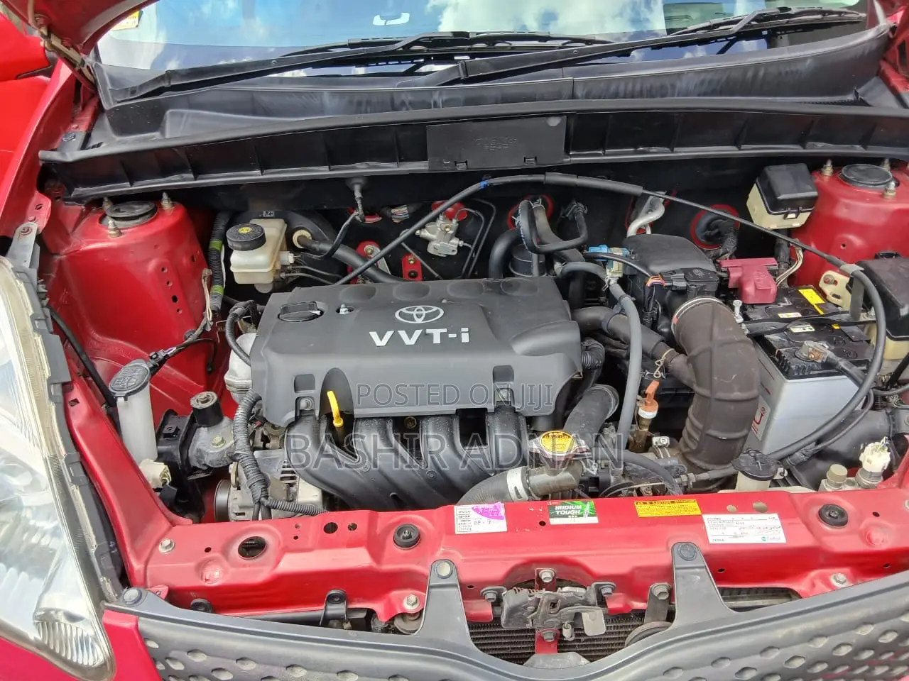 Toyota Fun Cargo 2003 Red