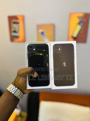 New Apple iPhone 11 128 GB Black