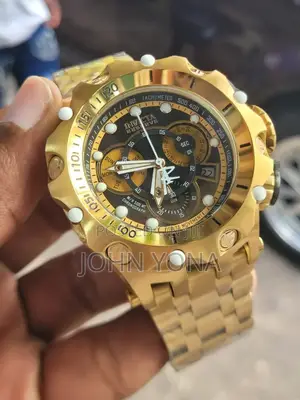 Invicta Reserve Venom Hybrid Men's Watch, Black Dial and Gold-Tone